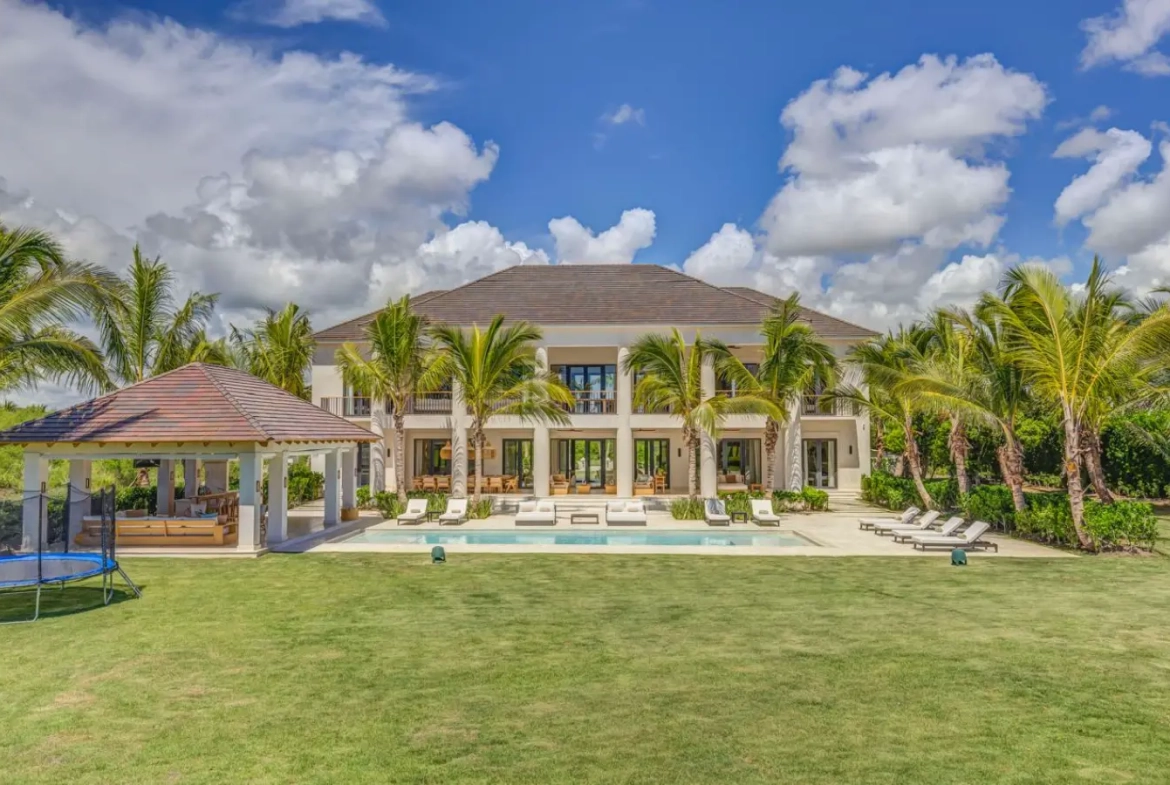 ID 4051 7 Bedroom Villa with Lake View Corales 22 Punta Cana Resort and Club (30)