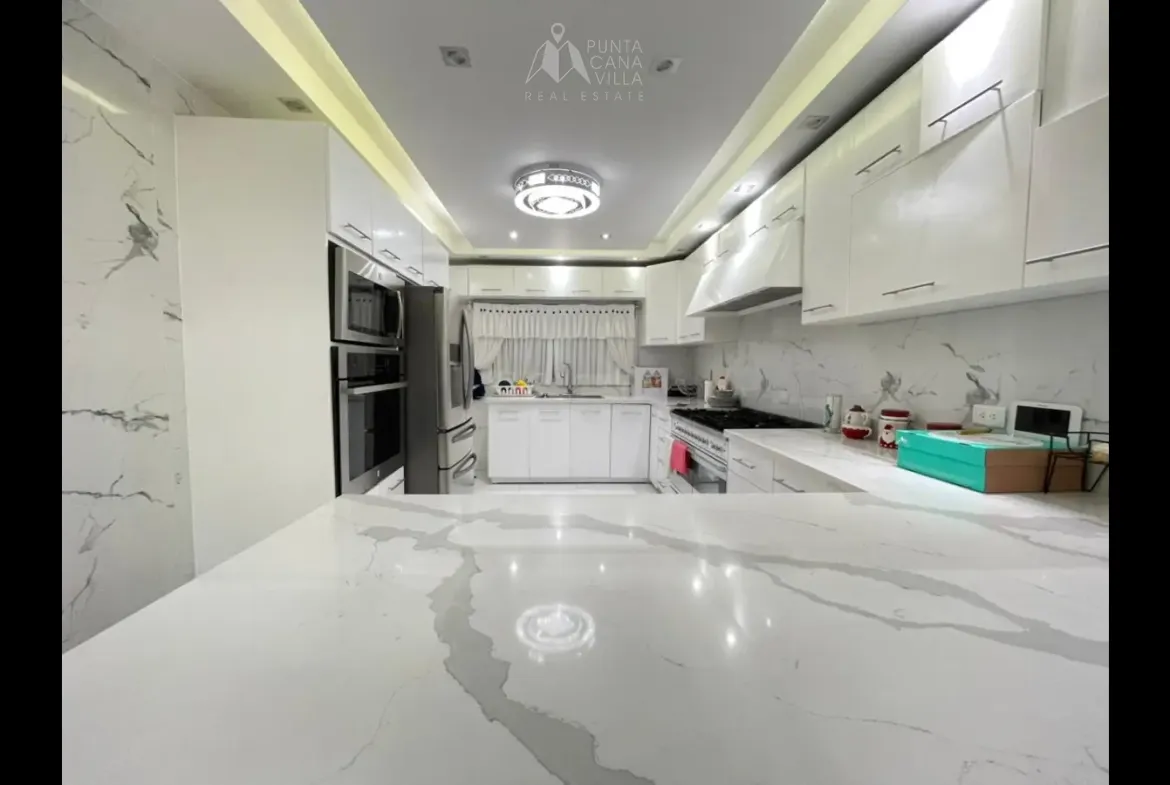 ID 4077 Respaldo Los Tres Ojos Four Bedroom House for Sale in Santo Domingo Dominican Republic (10)