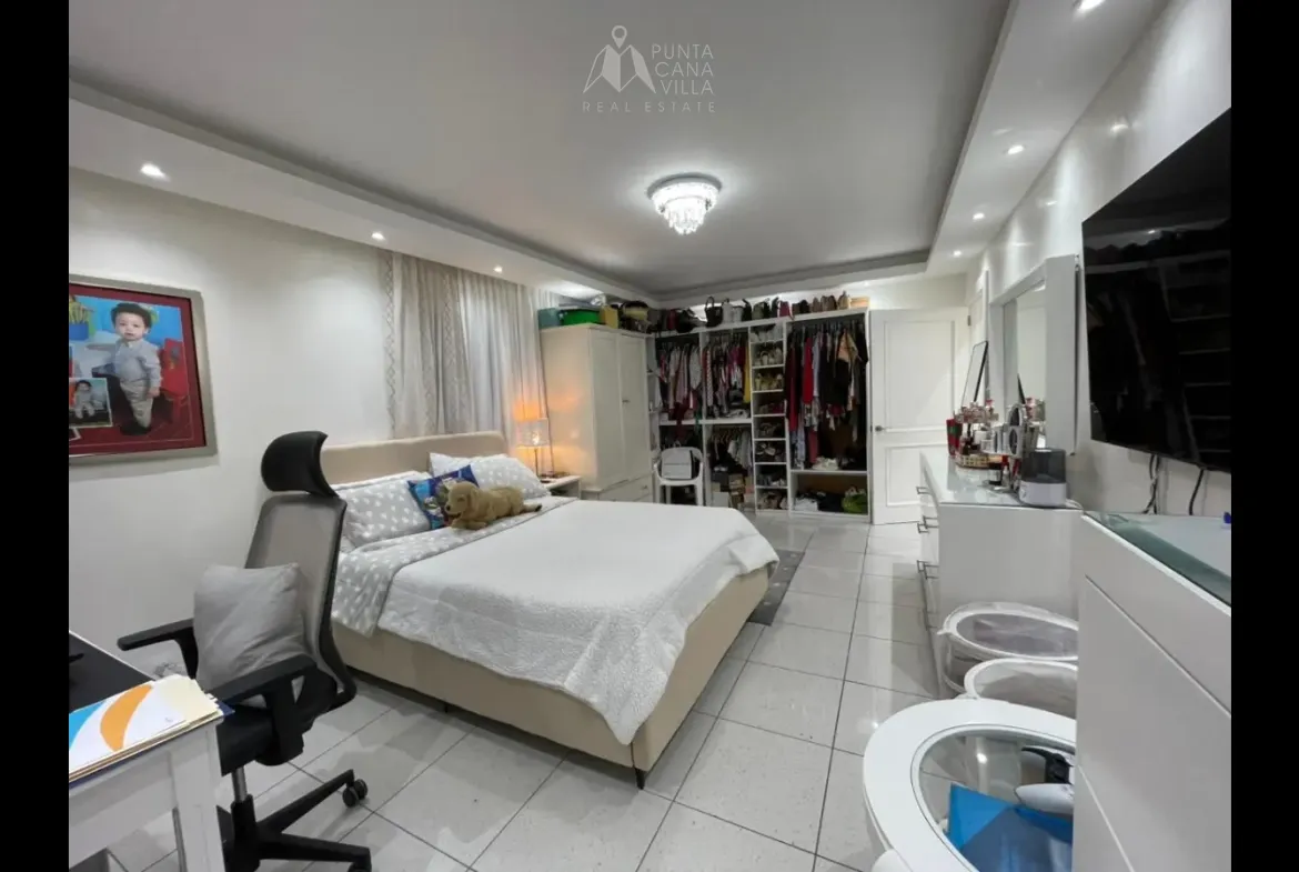 ID 4077 Respaldo Los Tres Ojos Four Bedroom House for Sale in Santo Domingo Dominican Republic (12)