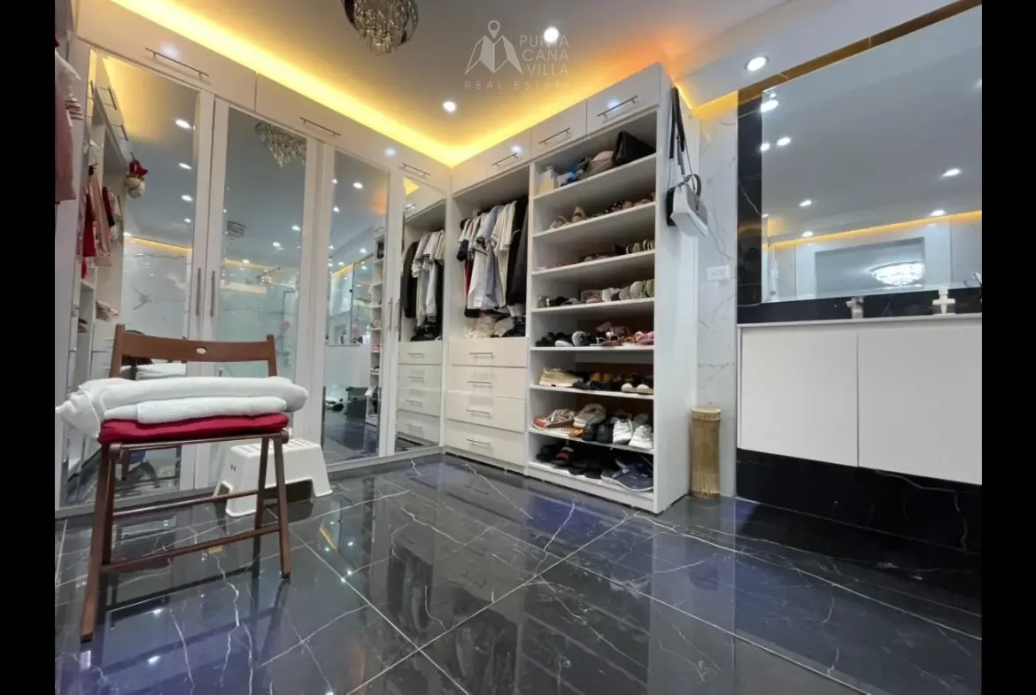 ID 4077 Respaldo Los Tres Ojos Four Bedroom House for Sale in Santo Domingo Dominican Republic (14)