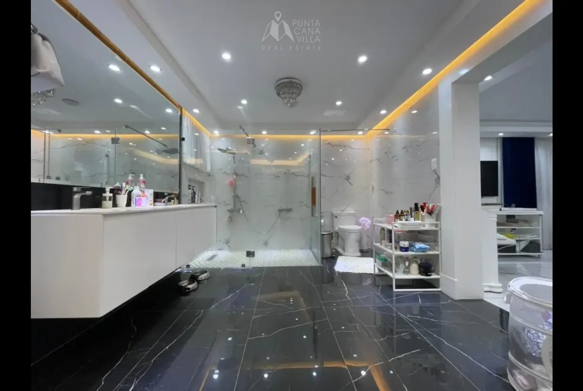 ID 4077 Respaldo Los Tres Ojos Four Bedroom House for Sale in Santo Domingo Dominican Republic (24)
