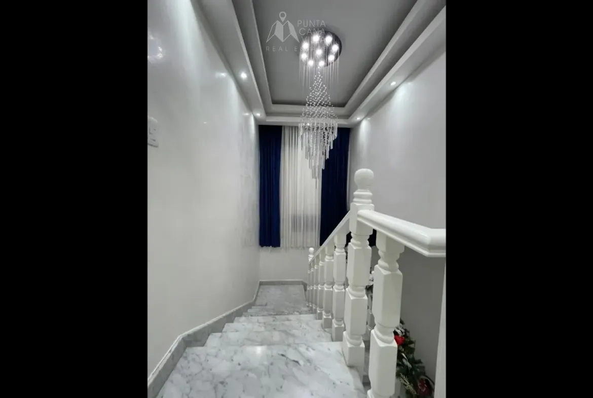 ID 4077 Respaldo Los Tres Ojos Four Bedroom House for Sale in Santo Domingo Dominican Republic (26)