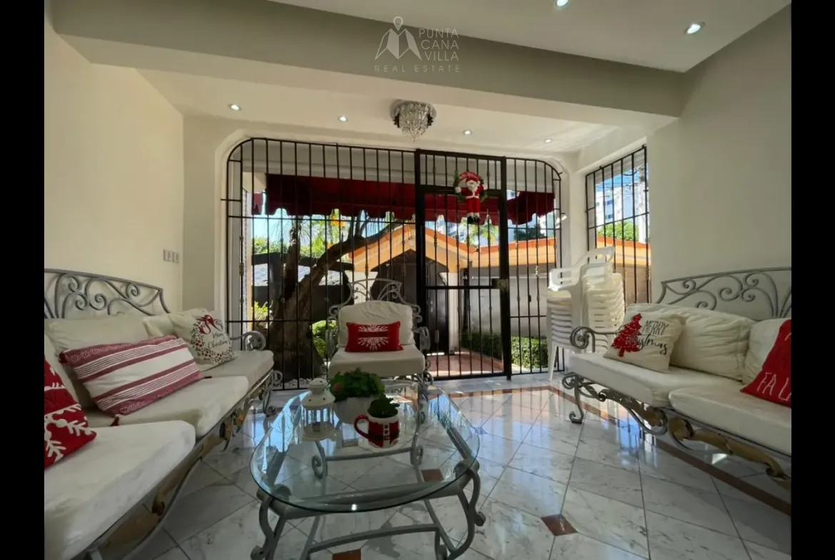 ID 4077 Respaldo Los Tres Ojos Four Bedroom House for Sale in Santo Domingo Dominican Republic (27)