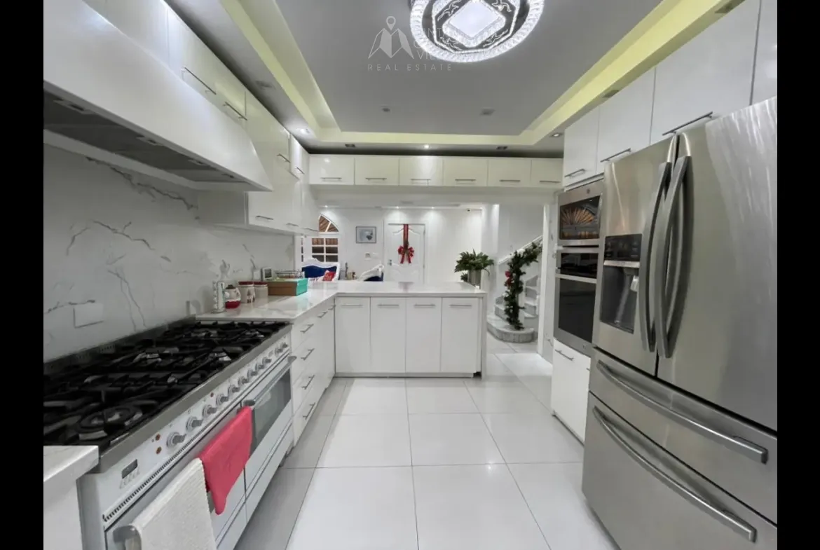 ID 4077 Respaldo Los Tres Ojos Four Bedroom House for Sale in Santo Domingo Dominican Republic (28)