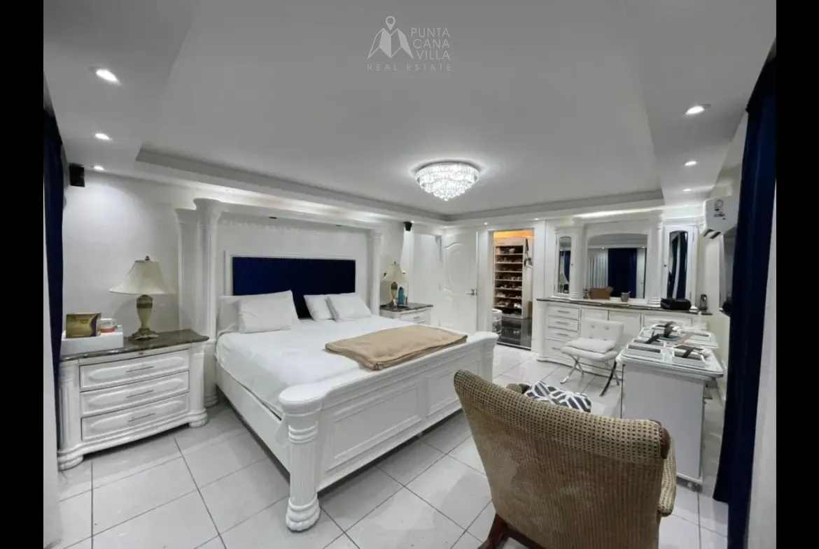 ID 4077 Respaldo Los Tres Ojos Four Bedroom House for Sale in Santo Domingo Dominican Republic (30)