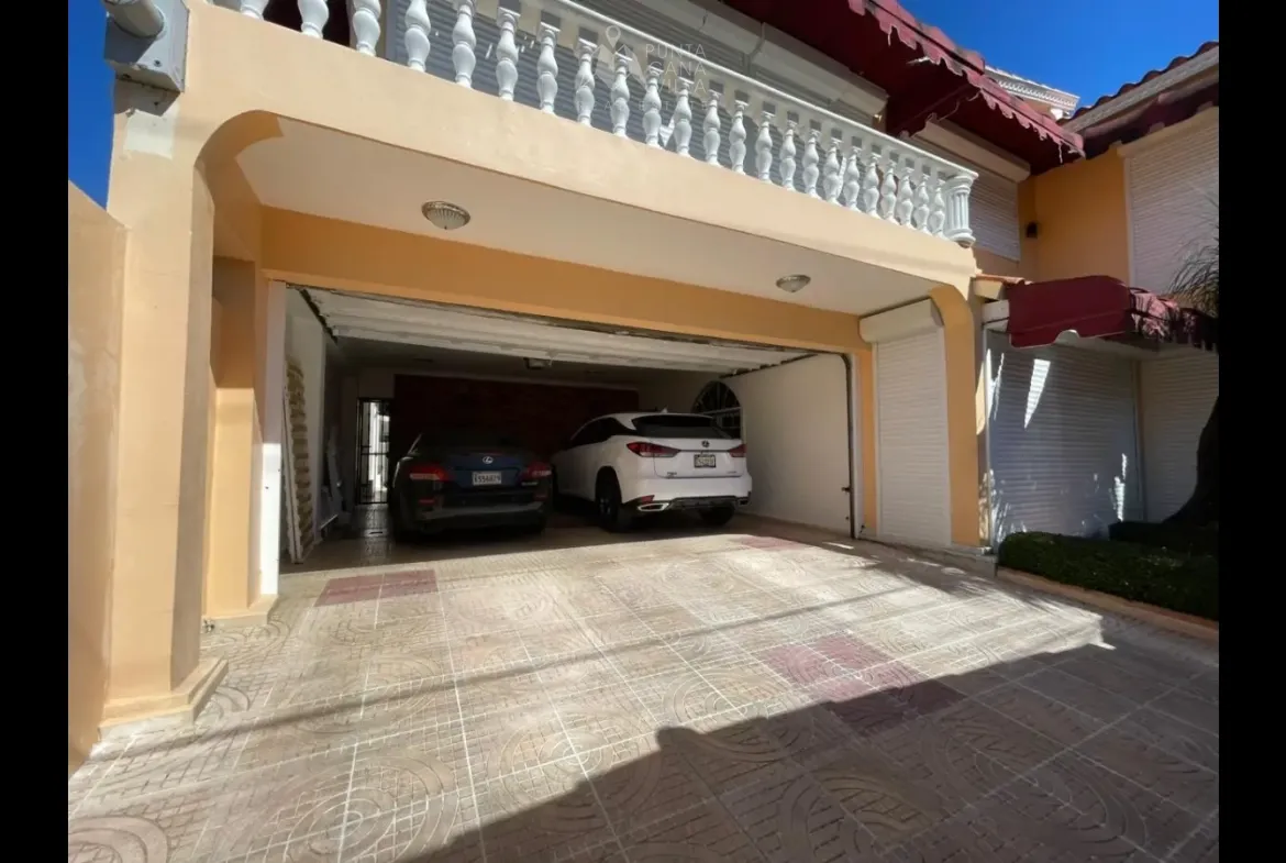 ID 4077 Respaldo Los Tres Ojos Four Bedroom House for Sale in Santo Domingo Dominican Republic (32)