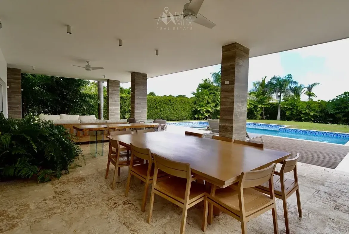 ID 4065 Villa Algarrobo 4 Bedroom Villa for Sale in Punta Cana Village Dominican Republic (5)