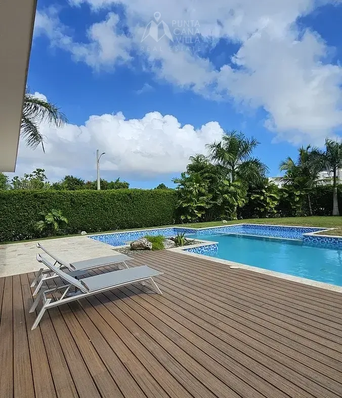 ID 4065 Villa Algarrobo 4 Bedroom Villa for Sale in Punta Cana Village Dominican Republic (6)